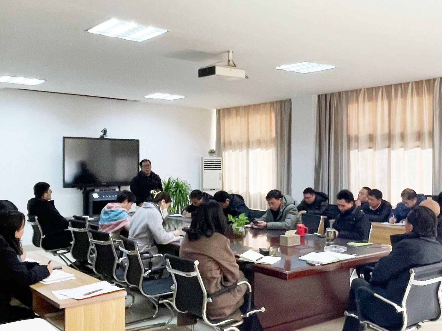 得潤電氣開工第一場會議 得潤電氣開工第一場會議