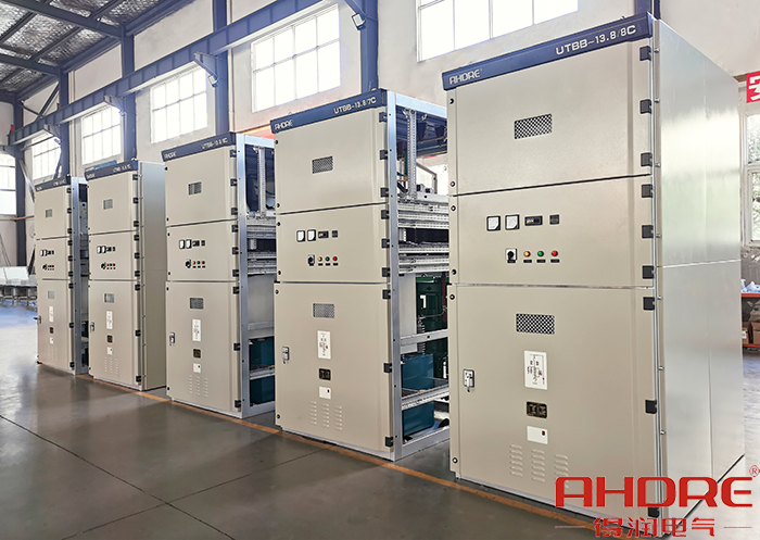 高壓無功補償柜.jpg 高壓無功補償柜.jpg