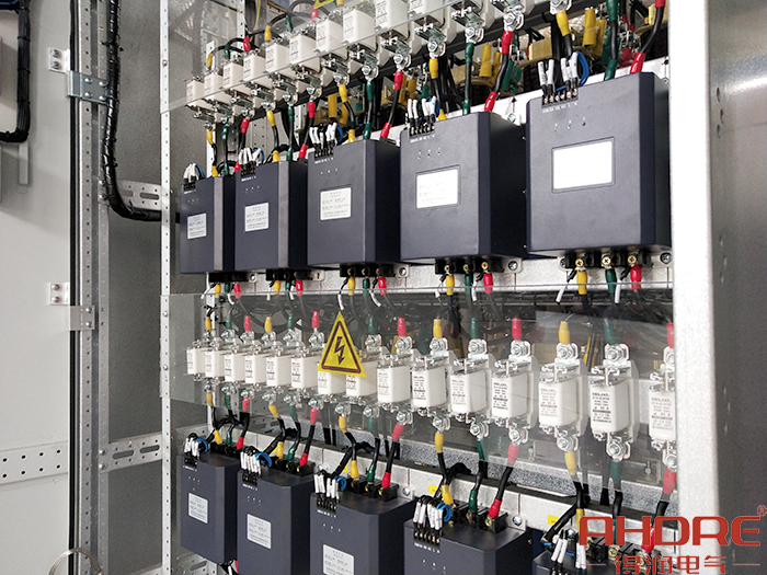 投切開關(guān)的補(bǔ)償方式 投切開關(guān)的補(bǔ)償方式