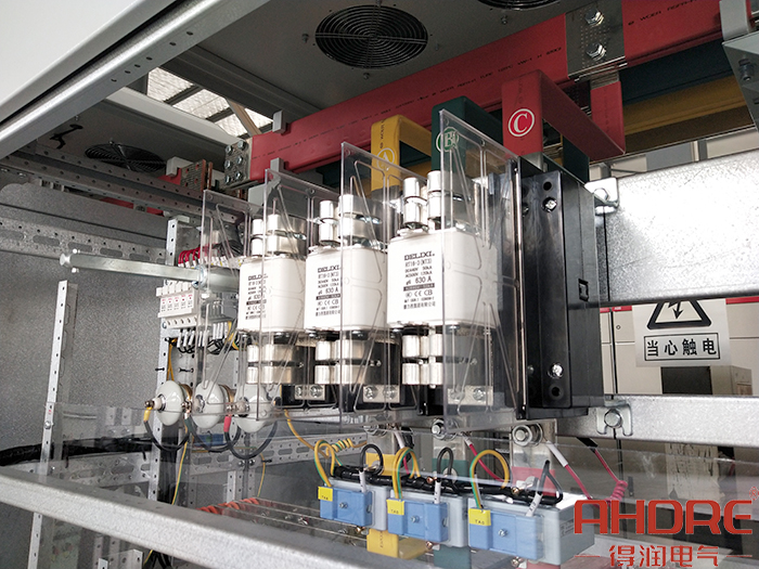 熔斷器.jpg 熔斷器.jpg