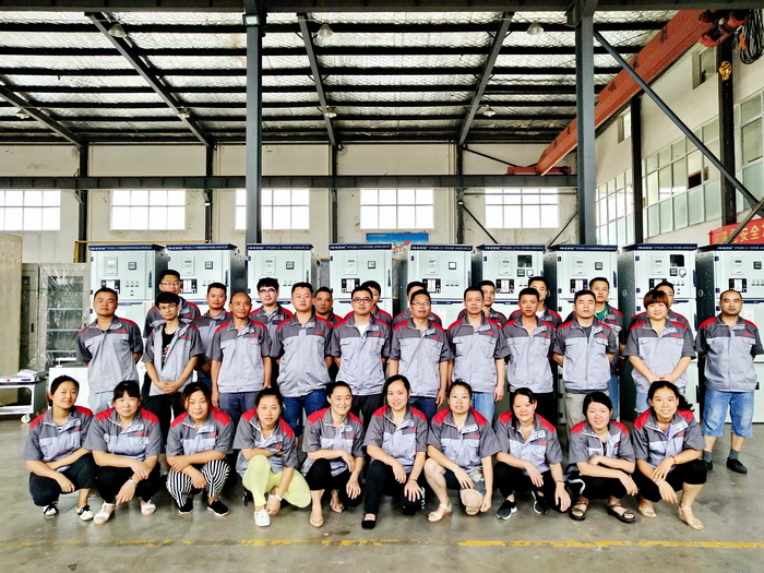 開(kāi)關(guān)柜廠家 得潤(rùn)電氣 400-128-7988 開(kāi)關(guān)柜廠家 得潤(rùn)電氣 400-128-7988