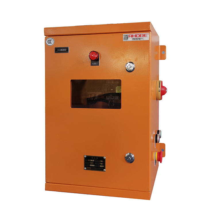 VCS隔離開關(guān)箱.jpg VCS隔離開關(guān)箱.jpg