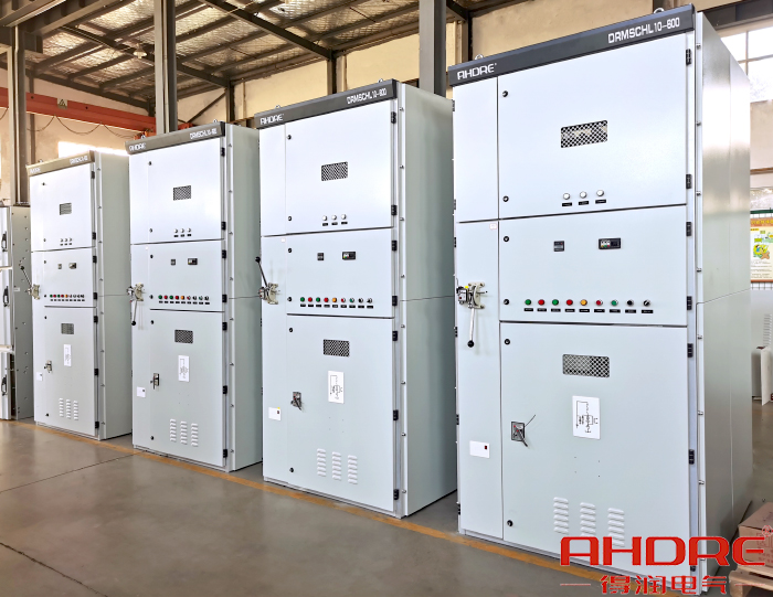 河源和興無功就地補償柜實物圖.jpg 河源和興無功就地補償柜實物圖.jpg