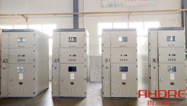 2019年惠州光大-高壓無(wú)功就地補(bǔ)償裝置 (7).jpg 2019年惠州光大-高壓無(wú)功就地補(bǔ)償裝置 (7).jpg