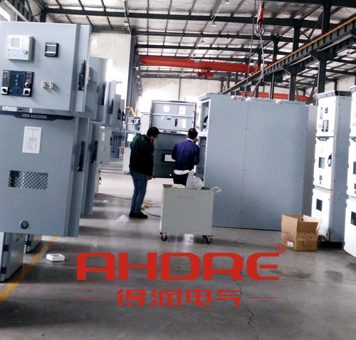 得潤(rùn)電氣 10KV開(kāi)關(guān)柜廠家 咨詢熱線:4000551777 得潤(rùn)電氣 10KV開(kāi)關(guān)柜廠家 咨詢熱線:4000551777