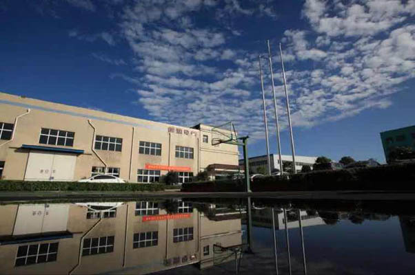 安徽得潤電氣 高低壓開關(guān)柜 軟起柜 咨詢熱線4000551777