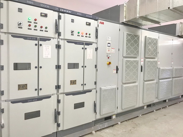 一拖一自動(dòng)旁路柜現(xiàn)場圖.jpg 一拖一自動(dòng)旁路柜現(xiàn)場圖.jpg